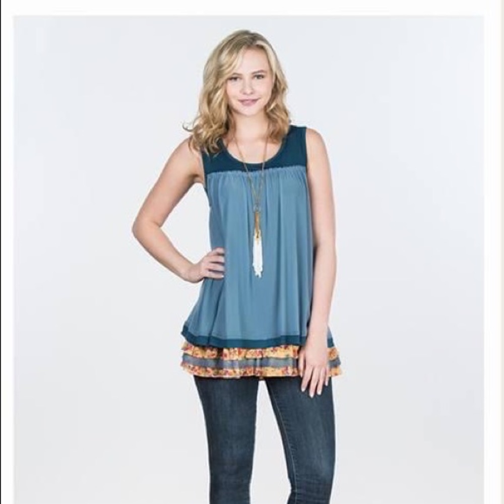 ✨HP✨MATILDA JANE | The Adventure Begins | School Spirit Tank | Women’s: Small
